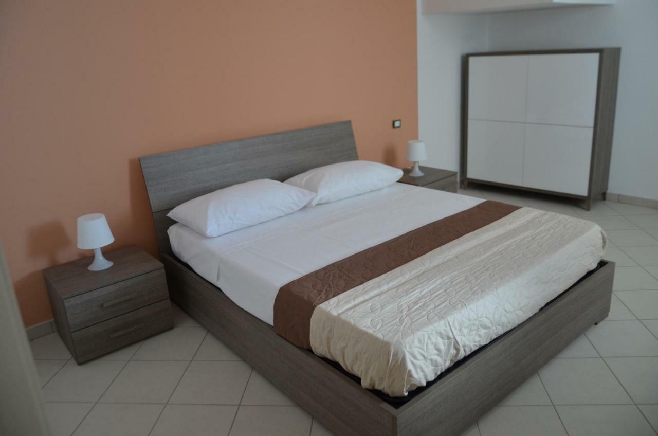 Casa Vacanze Cristoforo Colombo Appartement Lido Conchiglia Buitenkant foto